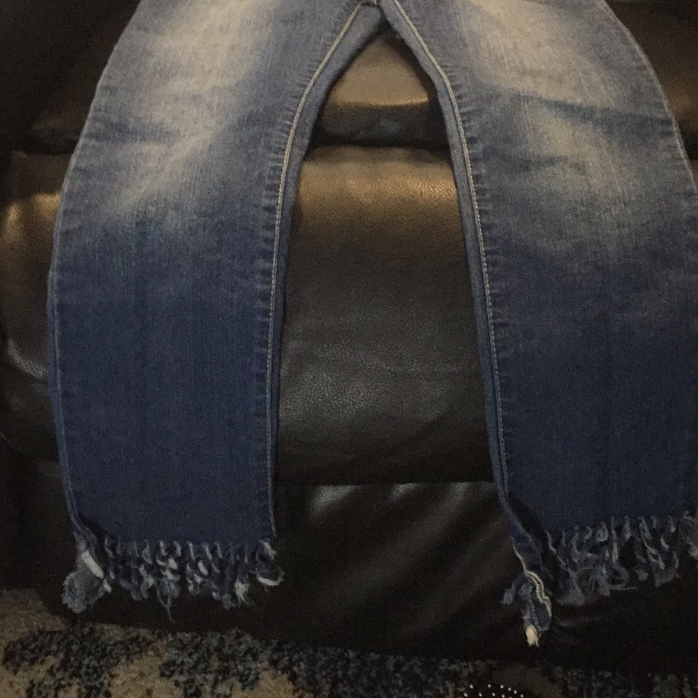 Jean - Picture 2 of 2